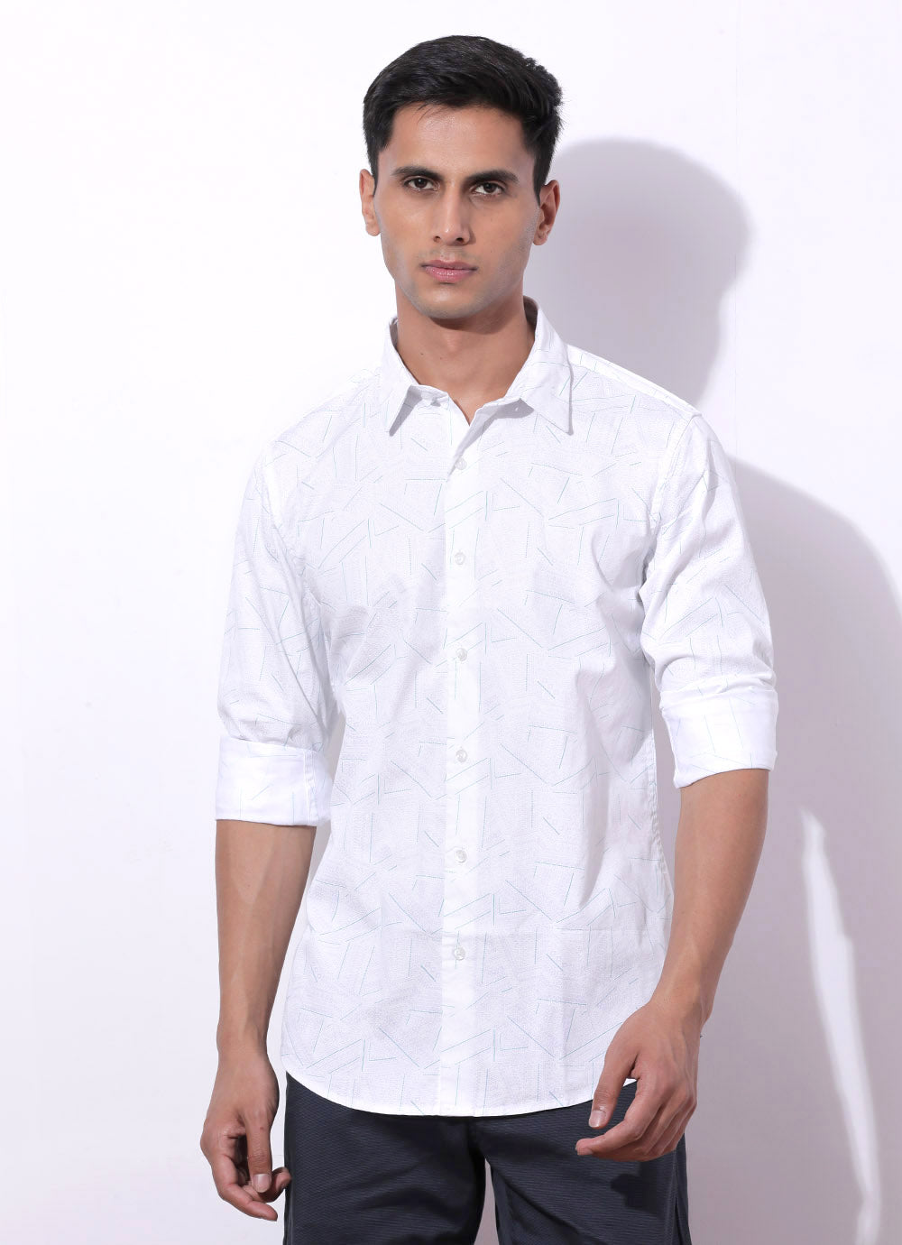 Filmy White Printed Cotton Slim Fit Shirt