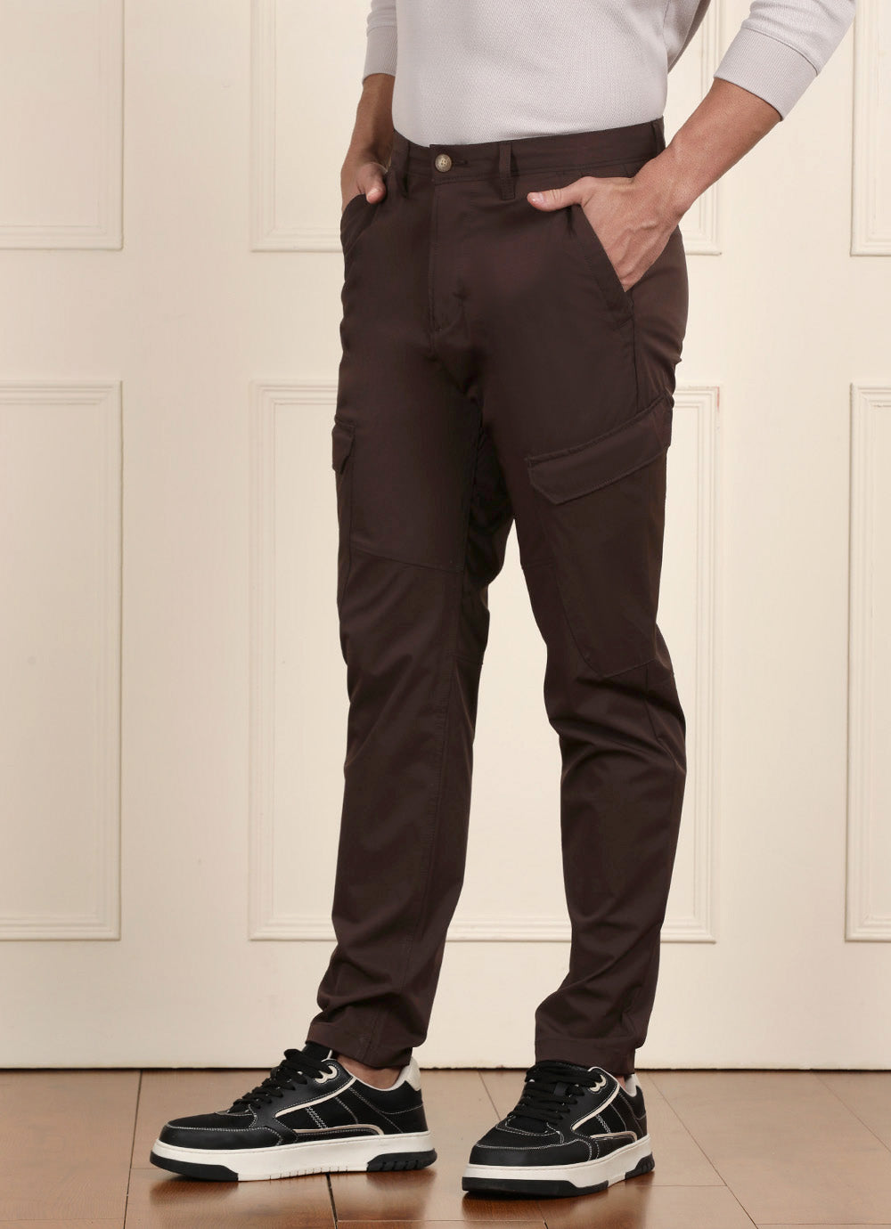 Brown Solid Slim Fit Cargo