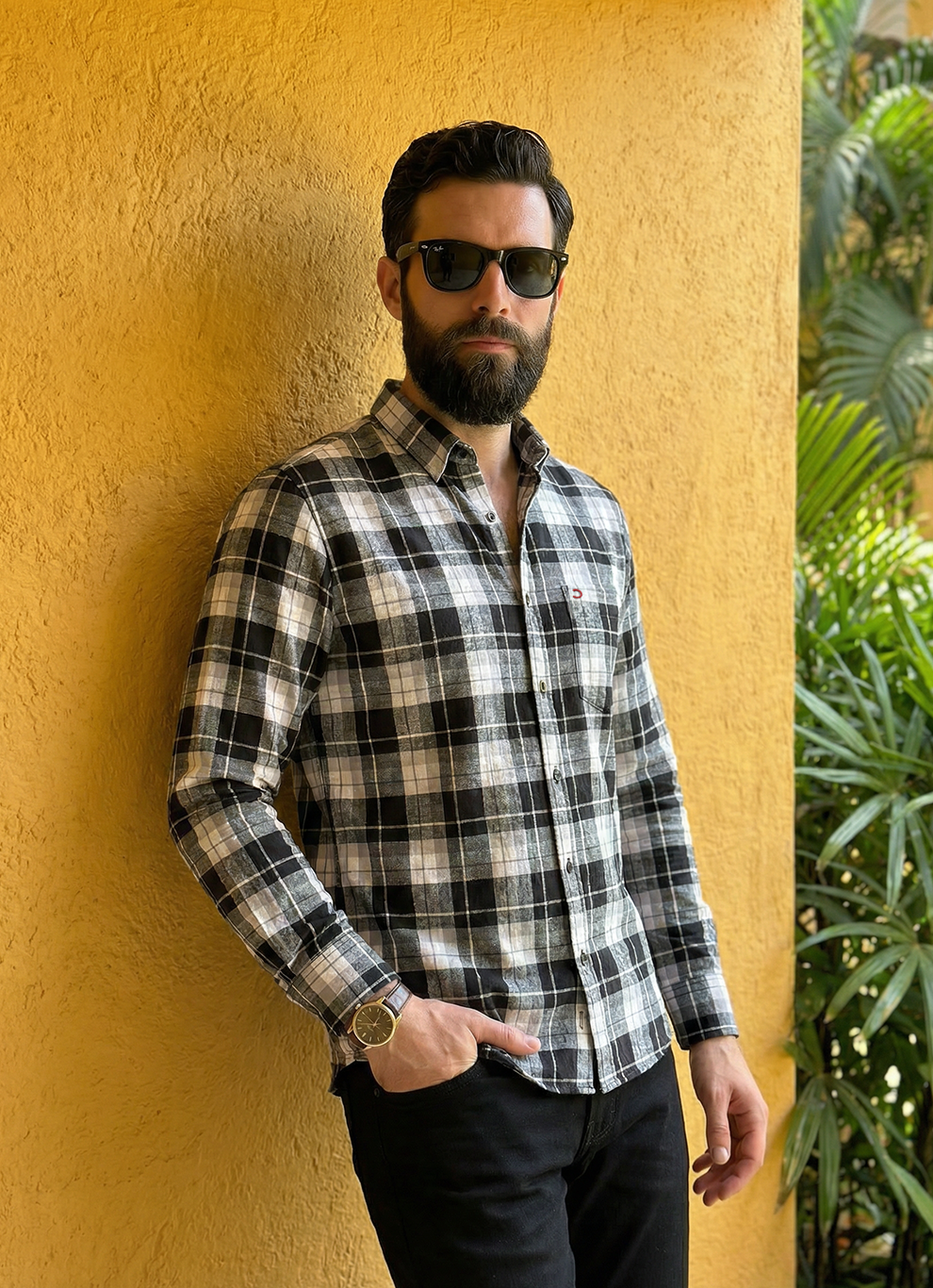 Black Cotton Checks Slim Fit Full Sleeve Shirt
