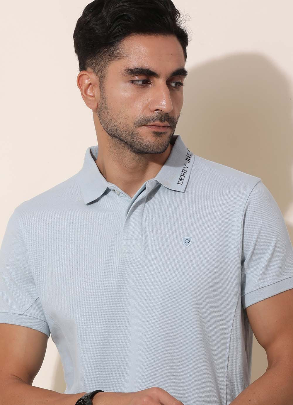 Molopo Skyblue (Crafted From Pique Cotton, Featuring A Classic Regular Fit Design).