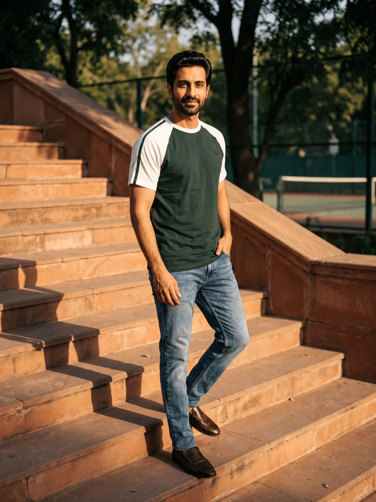 Green Colour Block Cotton Regular Fit Tshirt