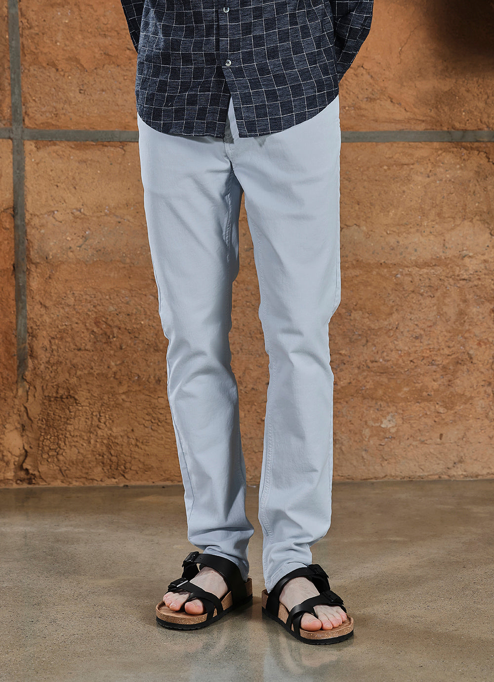 Sky blue solid knitted slim fit jeans for men