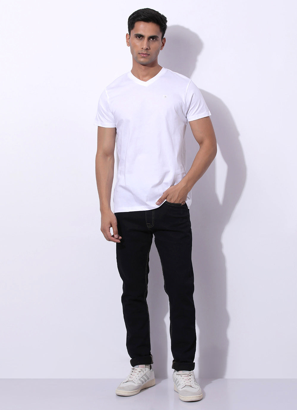 Frosty Whitre V Neck