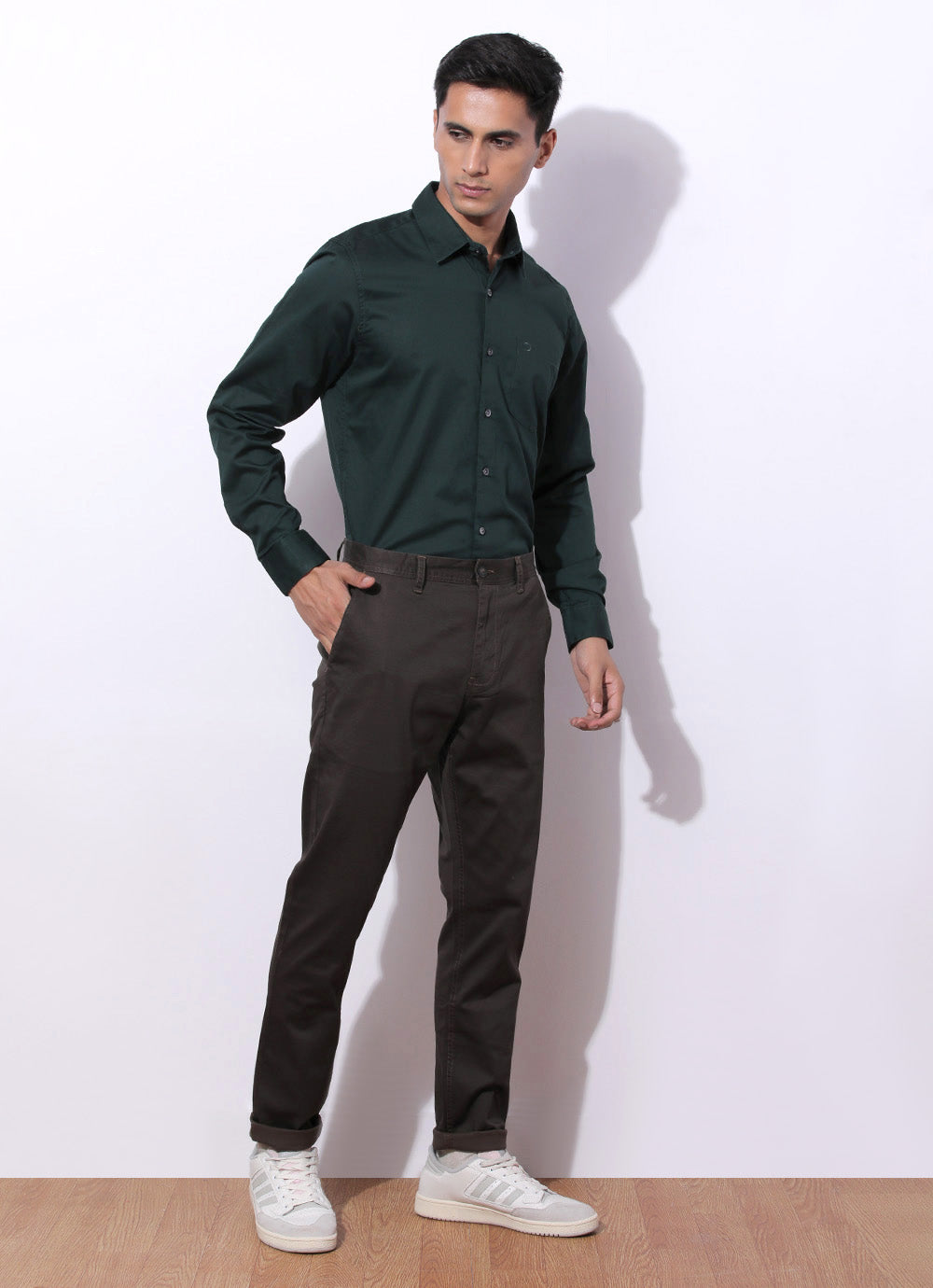 Dark Green Cotton Blend Solid Slim Fit Shirt with Single Patch Pocket