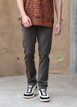 Olive Solid Knitted Slim Fit Jeans