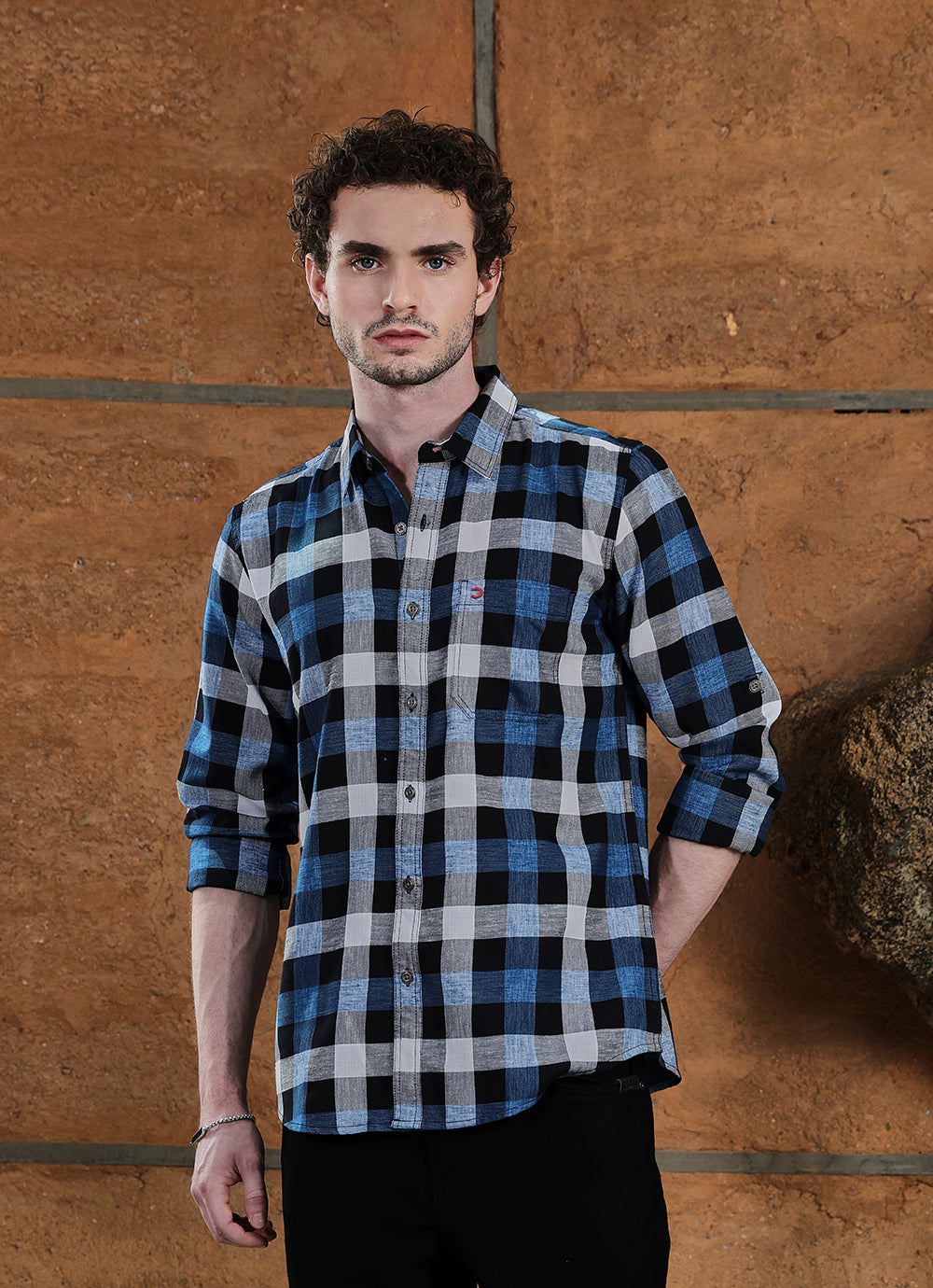 Whitenavy Checks Indigo Slim Fit Shirt
